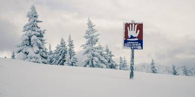 Wintersport, Schnee, Lawinen-Gefahr - ADV - Catena - Lawinengefahr