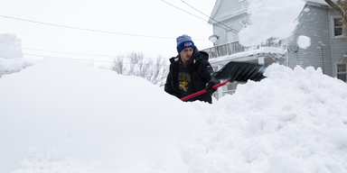 Rekord-Schnee sorgt für Chaos in den USA