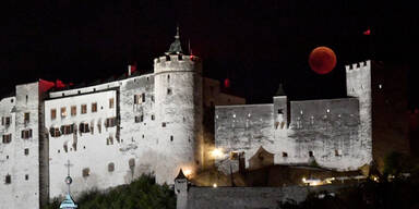 Blutmond über Salzburg