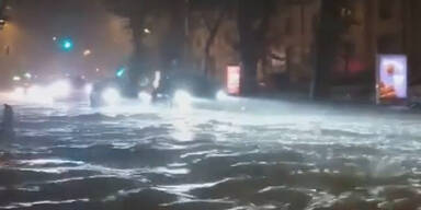 Urlauber-Hotspot Rijeka völlig überschwemmt